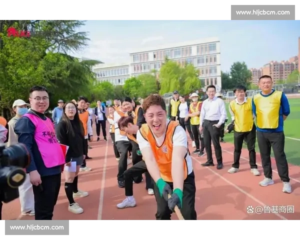 激烈竞技场上拼搏与团队精神交织的精彩瞬间记录